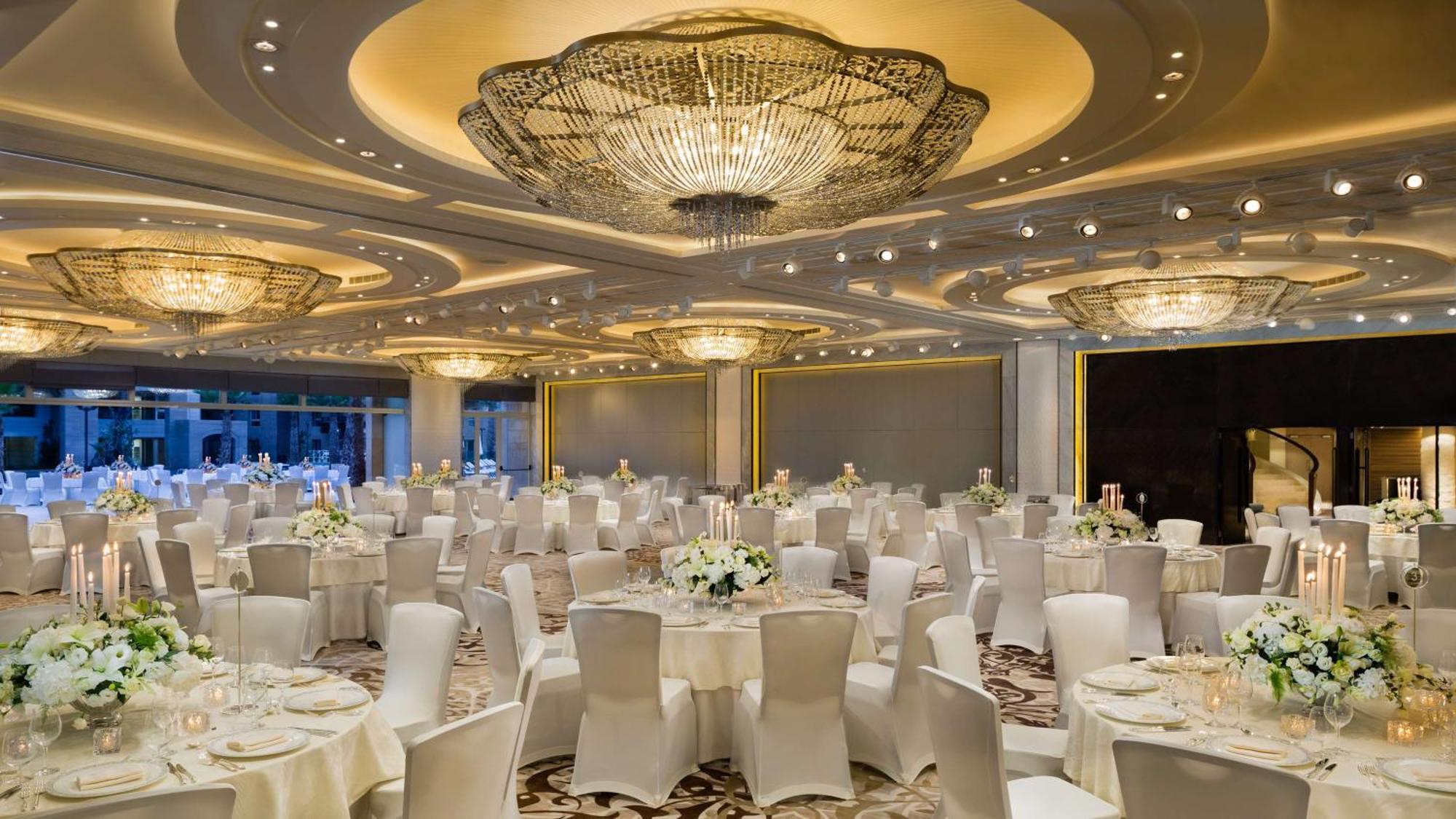 Kempinski Summerland Hotel&Resort Beirut Bagian luar foto