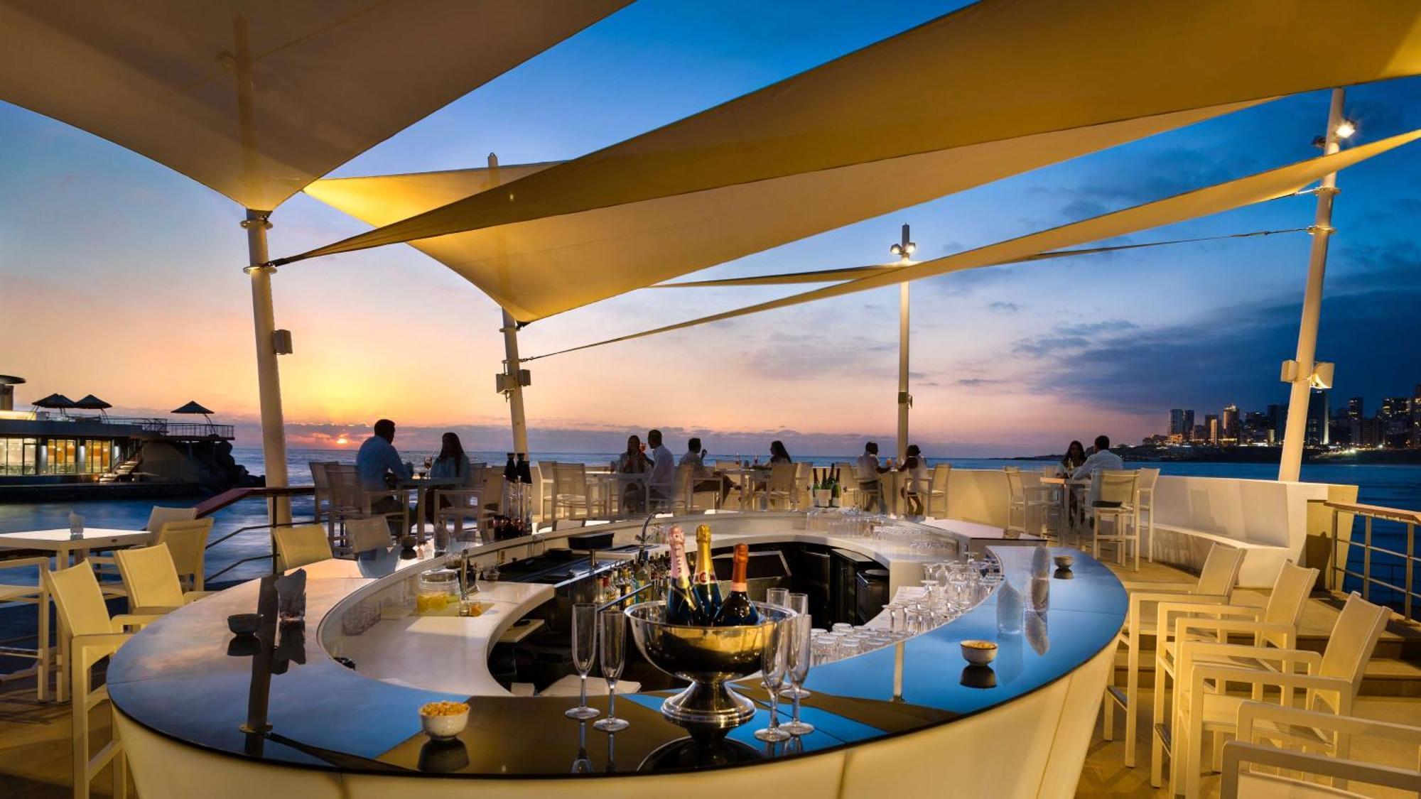 Kempinski Summerland Hotel&Resort Beirut Bagian luar foto